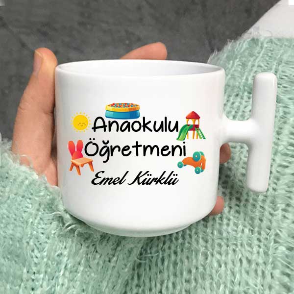 Anaokulu Öğretmeni Latte Fincanı