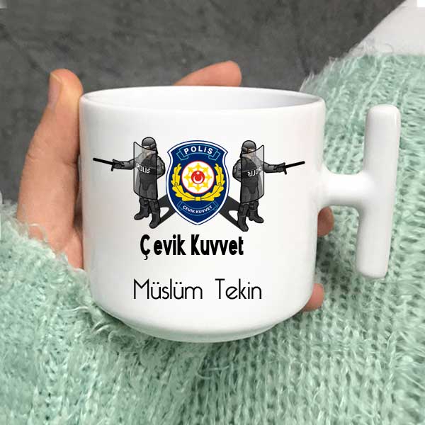 Çevik Kuvvet Polisi Latte Fincanı