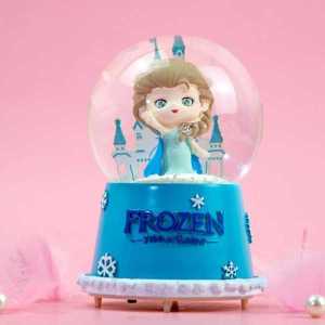Frozen Temalı Otomatik Püskürtmeli Işıklı ve Müzikli Büyük Kar Küresi - Thumbnail