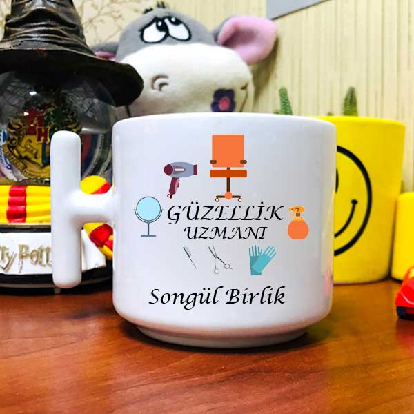 Güzellik Uzmanı Latte Fincanı