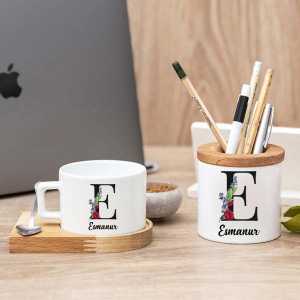 - İsme Özel Ahşap Altlıklı Lüks Fincan Seti ve Kalemlik  - İsme Özel Ahşap Altlıklı Lüks Fincan Seti ve Kalemlik