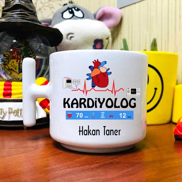 Kardiyolog Latte Fincanı