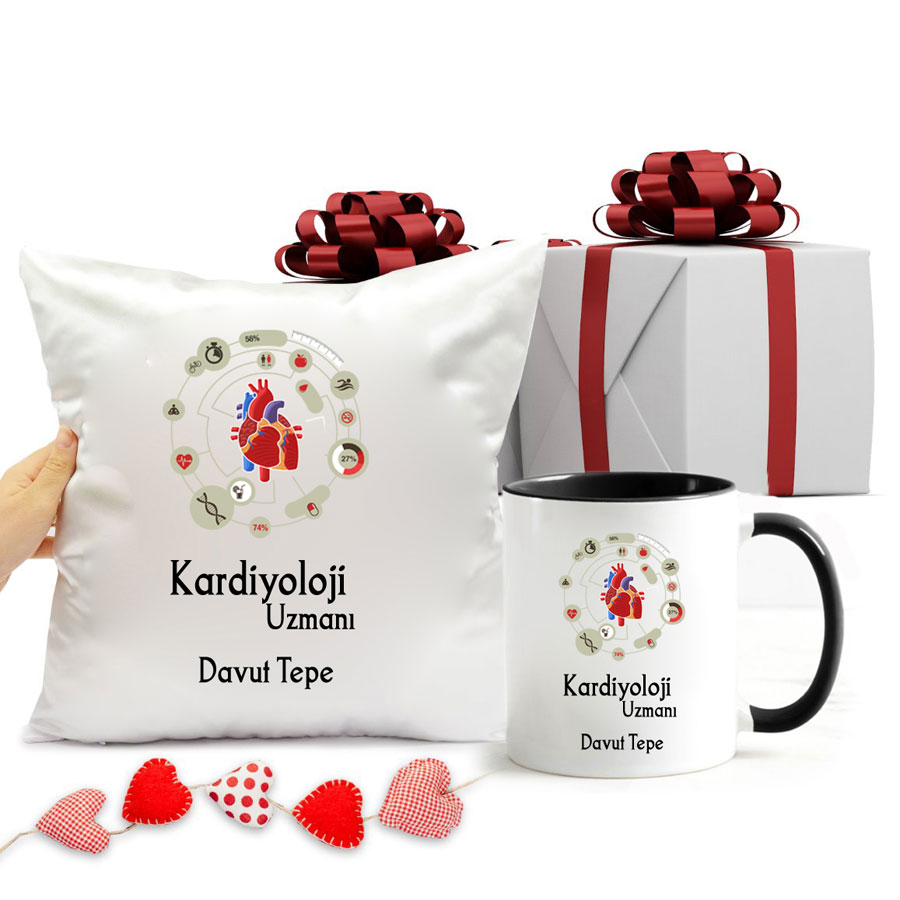 Kardiyoloji Uzmanı Kupa Bardak Ve Yastık