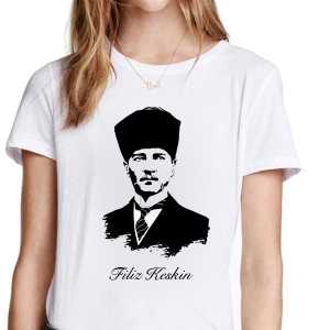 Kişiye Özel İsimli Atatürk Tişörtü