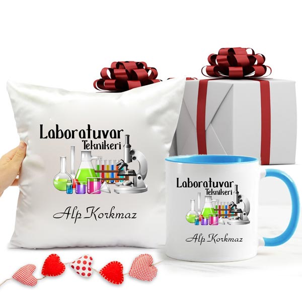 Laboratuvar Teknikeri Kupa Bardak Ve Yastık