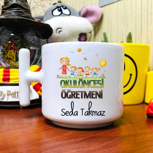 Okul Öncesi Öğretmeni Latte Fincanı