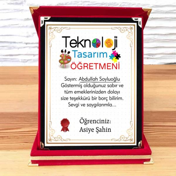 Teknoloji Tasarım Öğretmenine Hediye Plaket