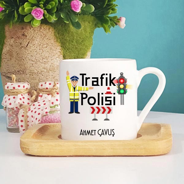 Trafik Polisi Türk Kahvesi Fincanı