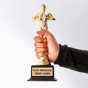  - Yılın Arkadaşı Oscar Ödülü Heykeli